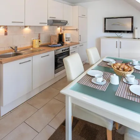 Domizil Schuppen 8 - 6 *