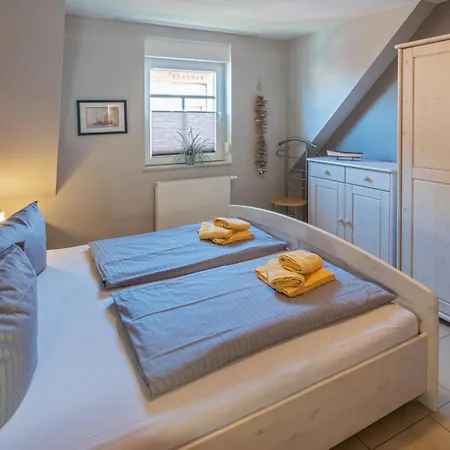 Domizil Schuppen 8 - 6 *